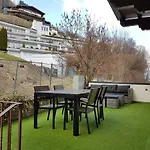 Zell Am View Apartment *